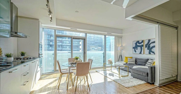 3612-14 York Street, Toronto, ON, M5J 2Z2 - 11