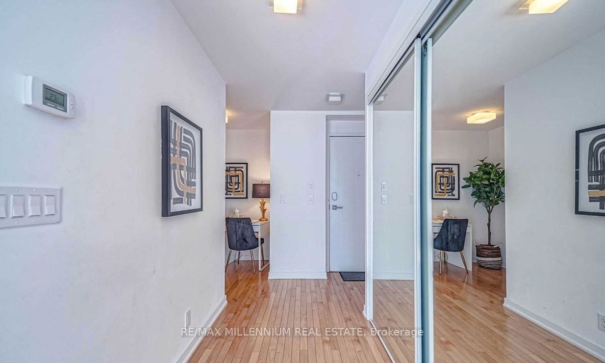 3612-14 York Street, Toronto, ON, M5J 2Z2 - 5