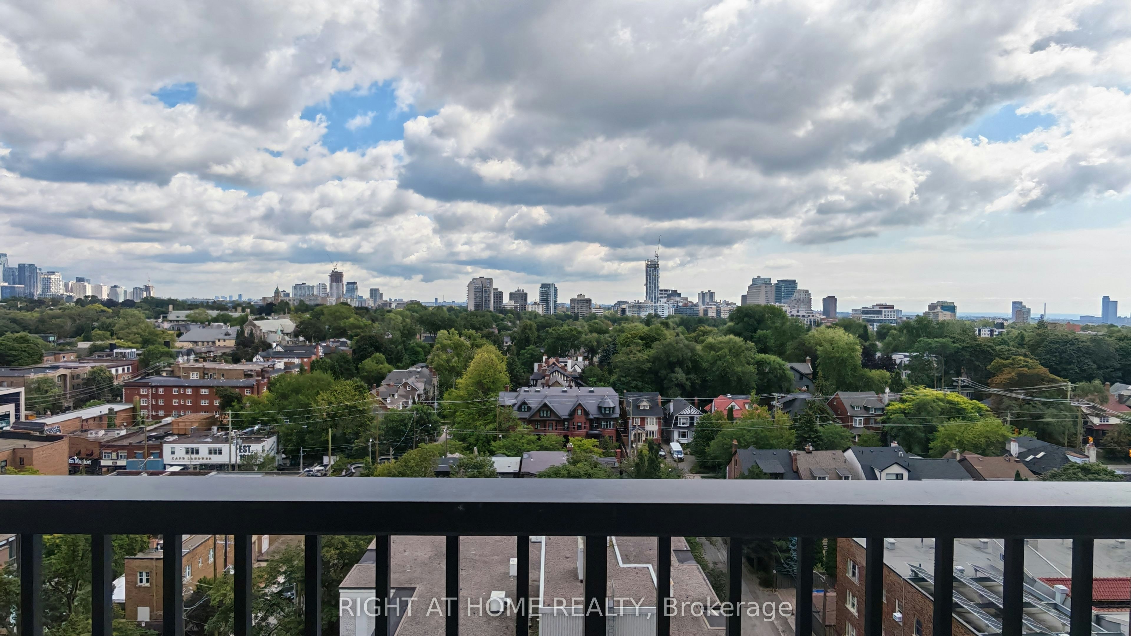 1719-89 Montclair Avenue, Toronto, ON, M5P 0A9 - 9