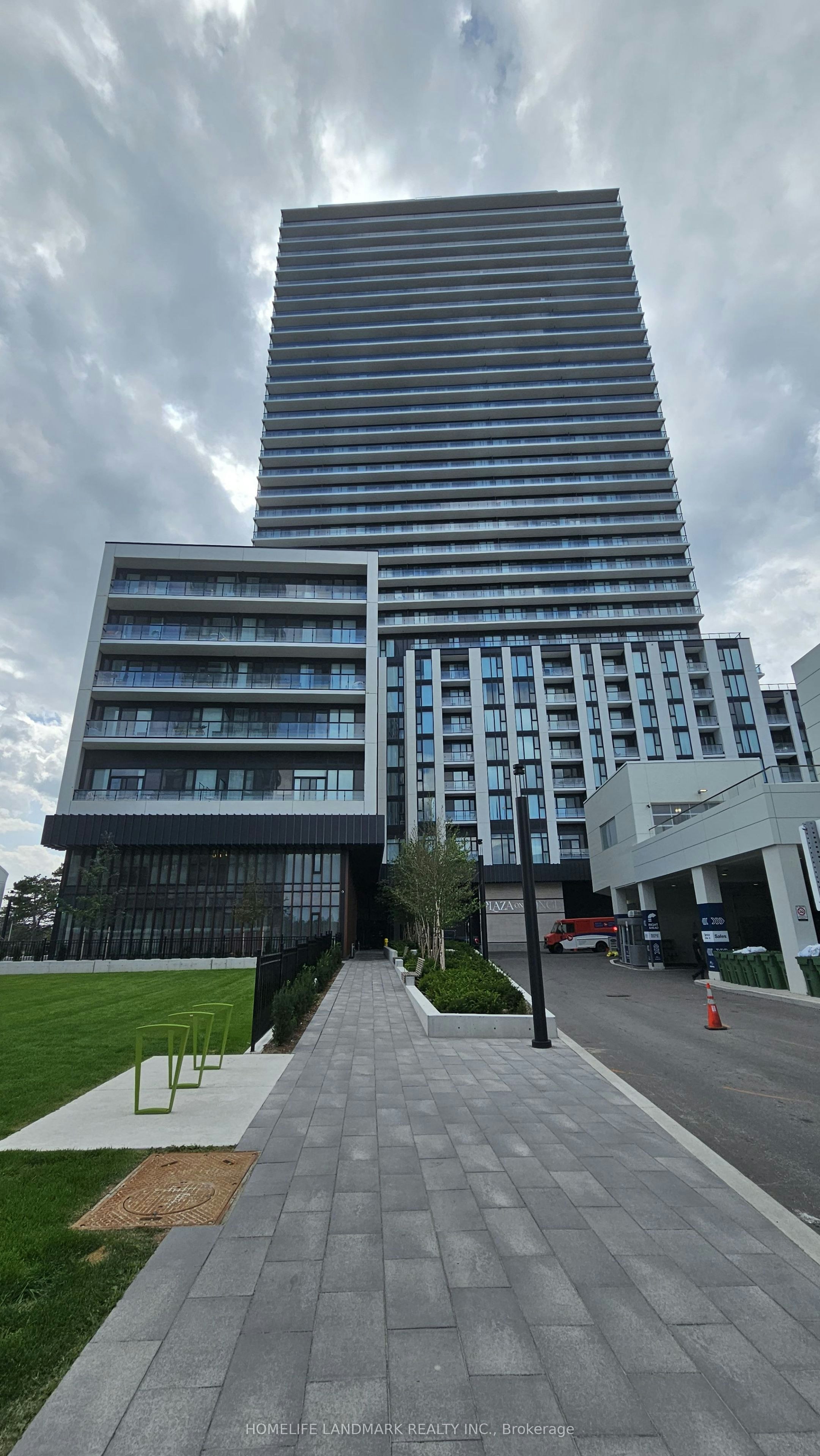 3225-5858 Yonge Street, Toronto, ON, M2M 0C6