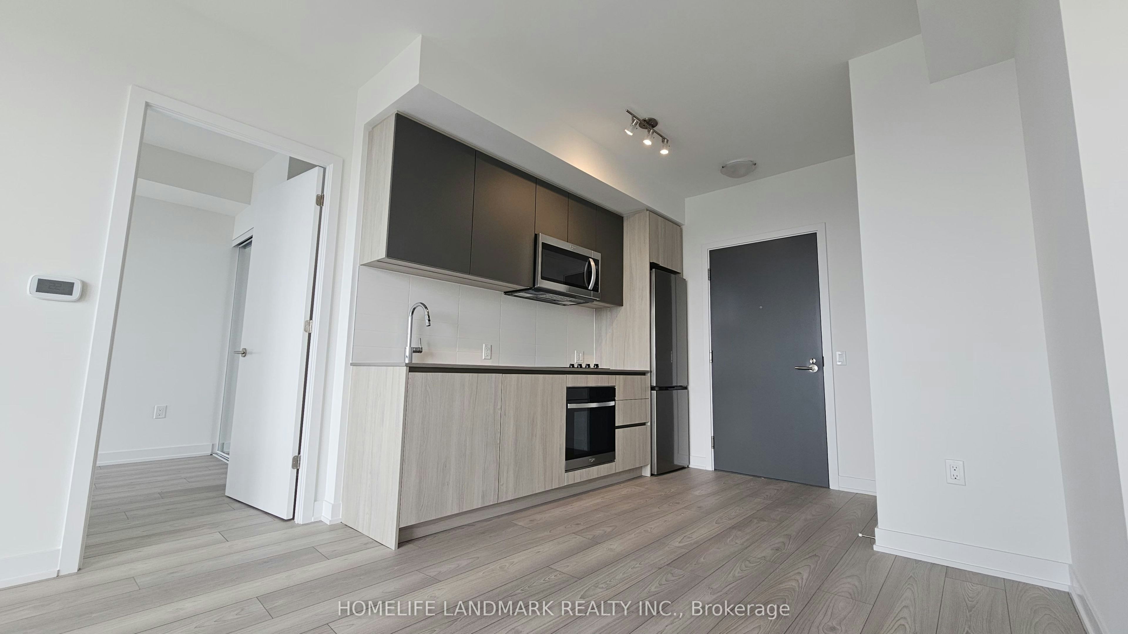 3225-5858 Yonge Street, Toronto, ON, M2M 0C6 - 4