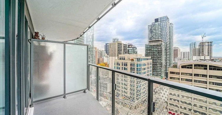 1212-11 Wellesley Street W, Toronto, ON, M4Y 0G4 - 28