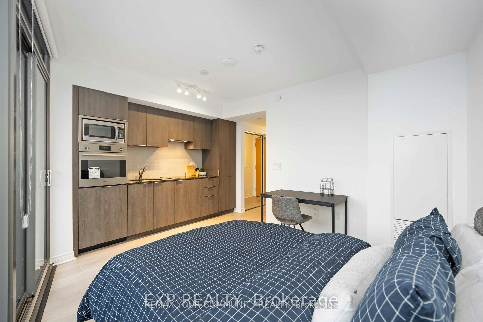 1212-11 Wellesley Street W, Toronto, ON, M4Y 0G4 - 18