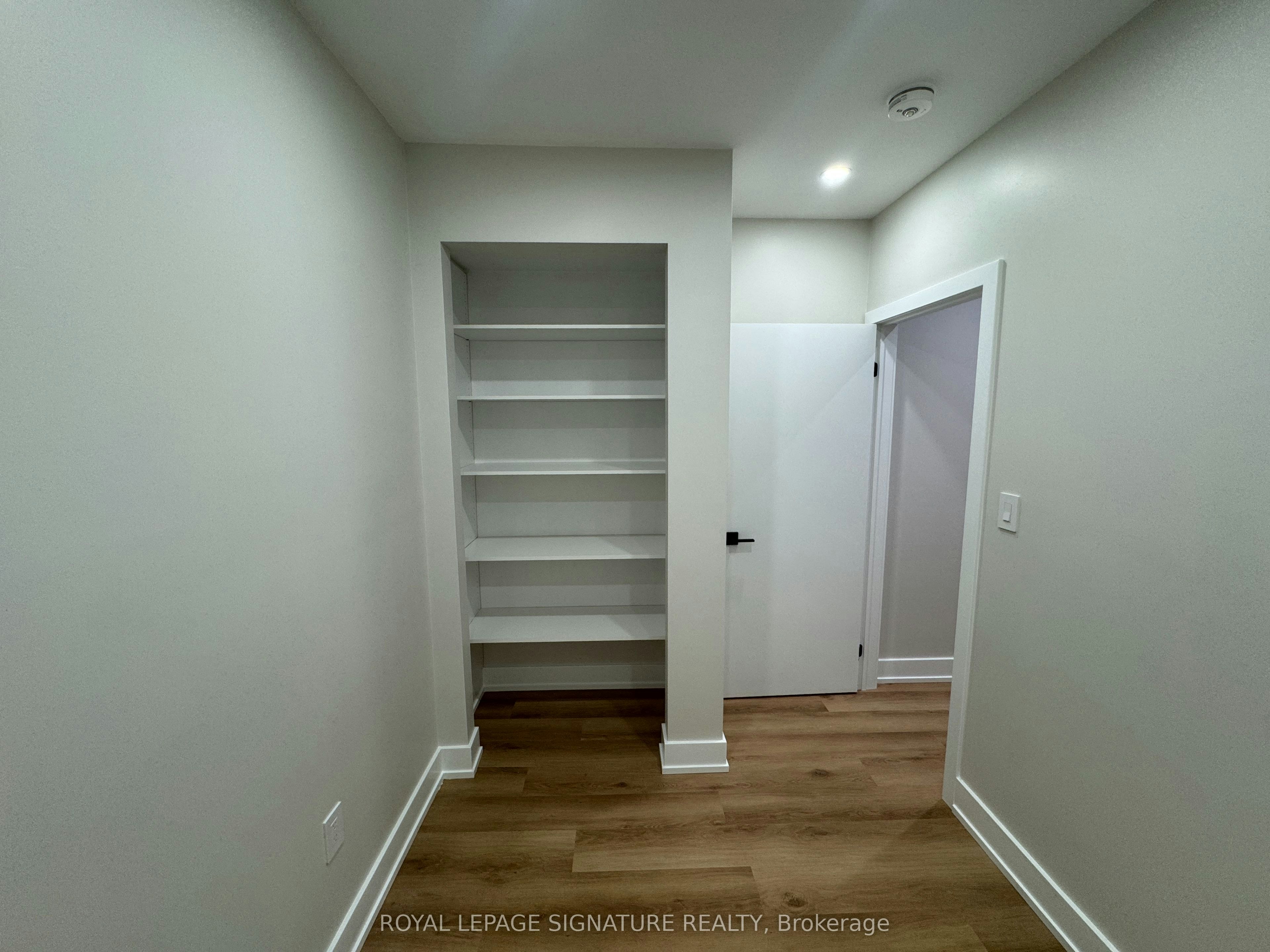 Bsmt-11 Norcross Road, Toronto, ON, M3H 2R3 - 12