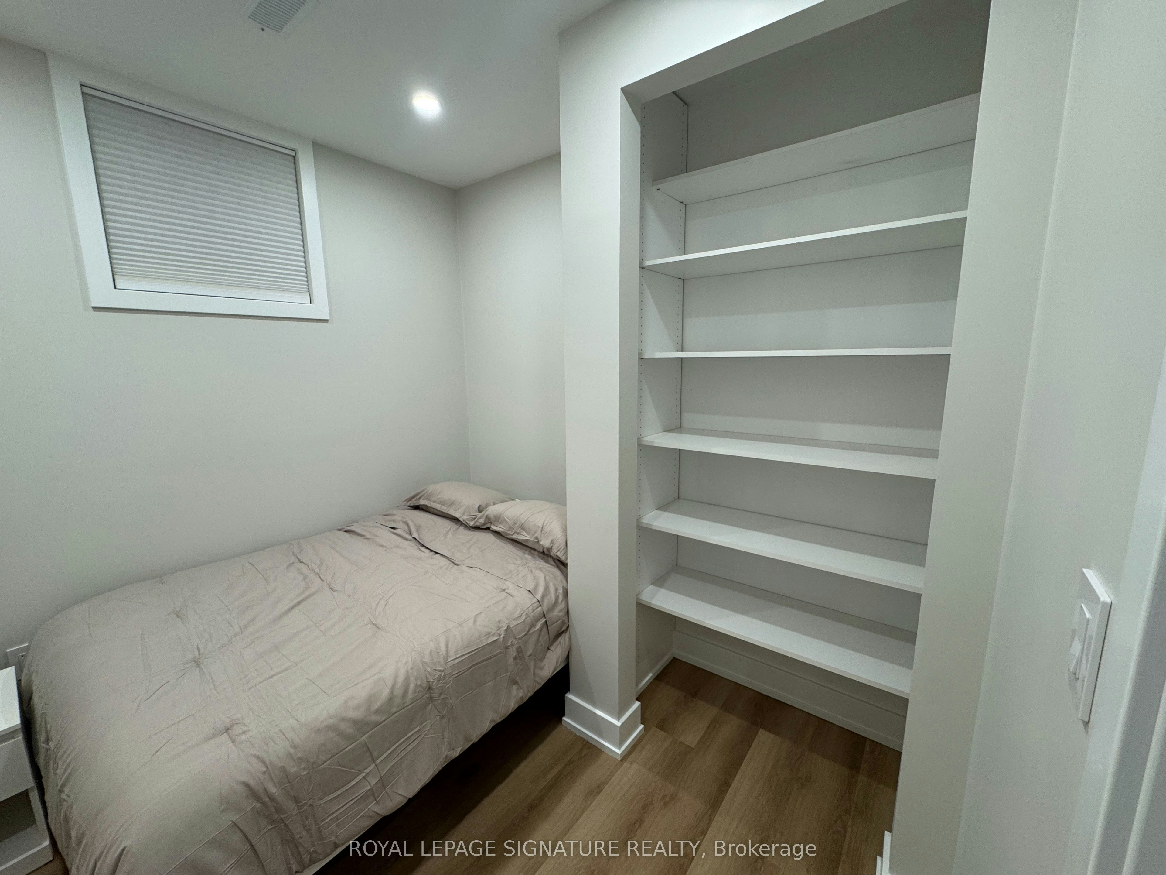 Bsmt-11 Norcross Road, Toronto, ON, M3H 2R3 - 11