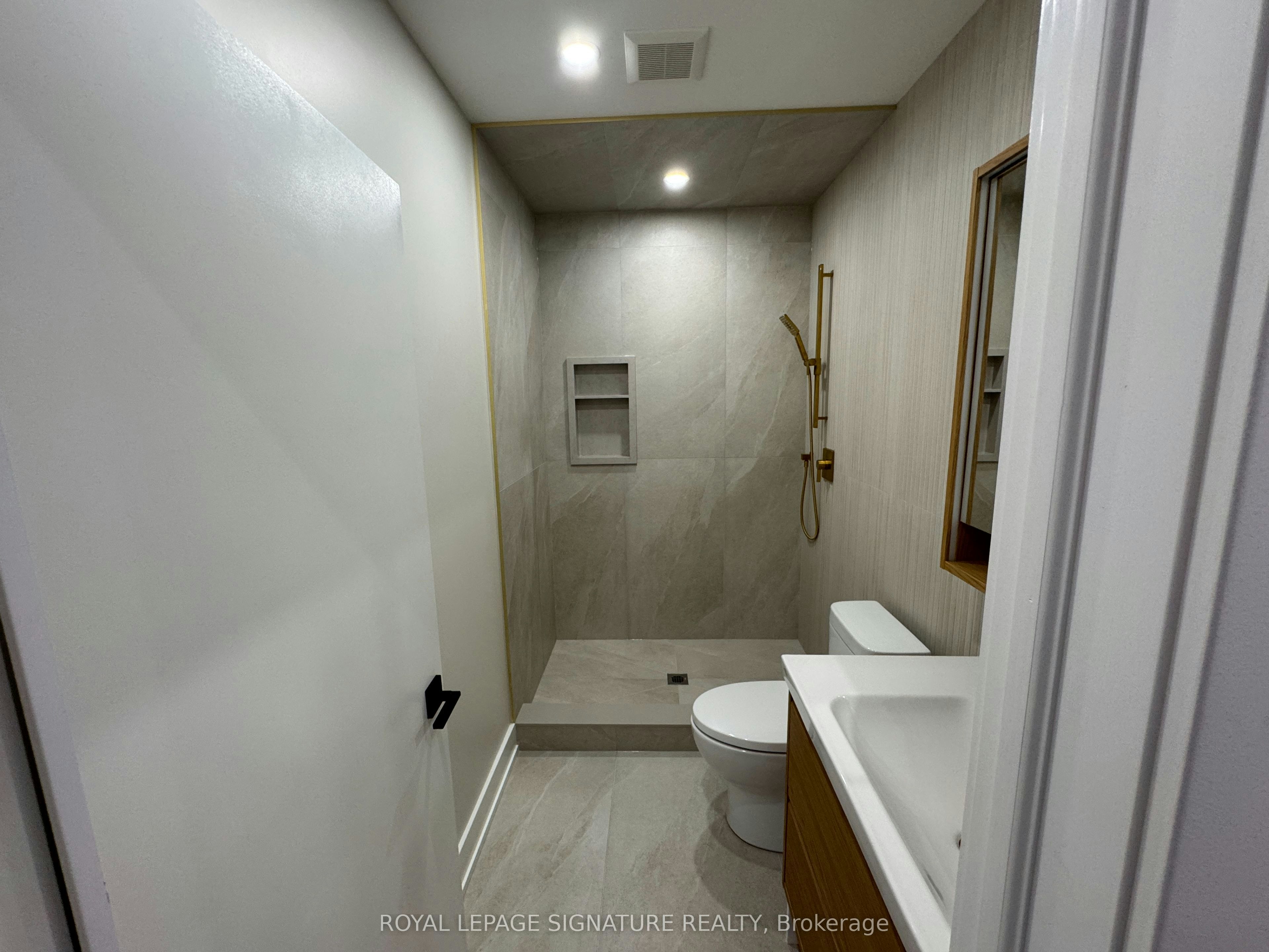 Bsmt-11 Norcross Road, Toronto, ON, M3H 2R3 - 17