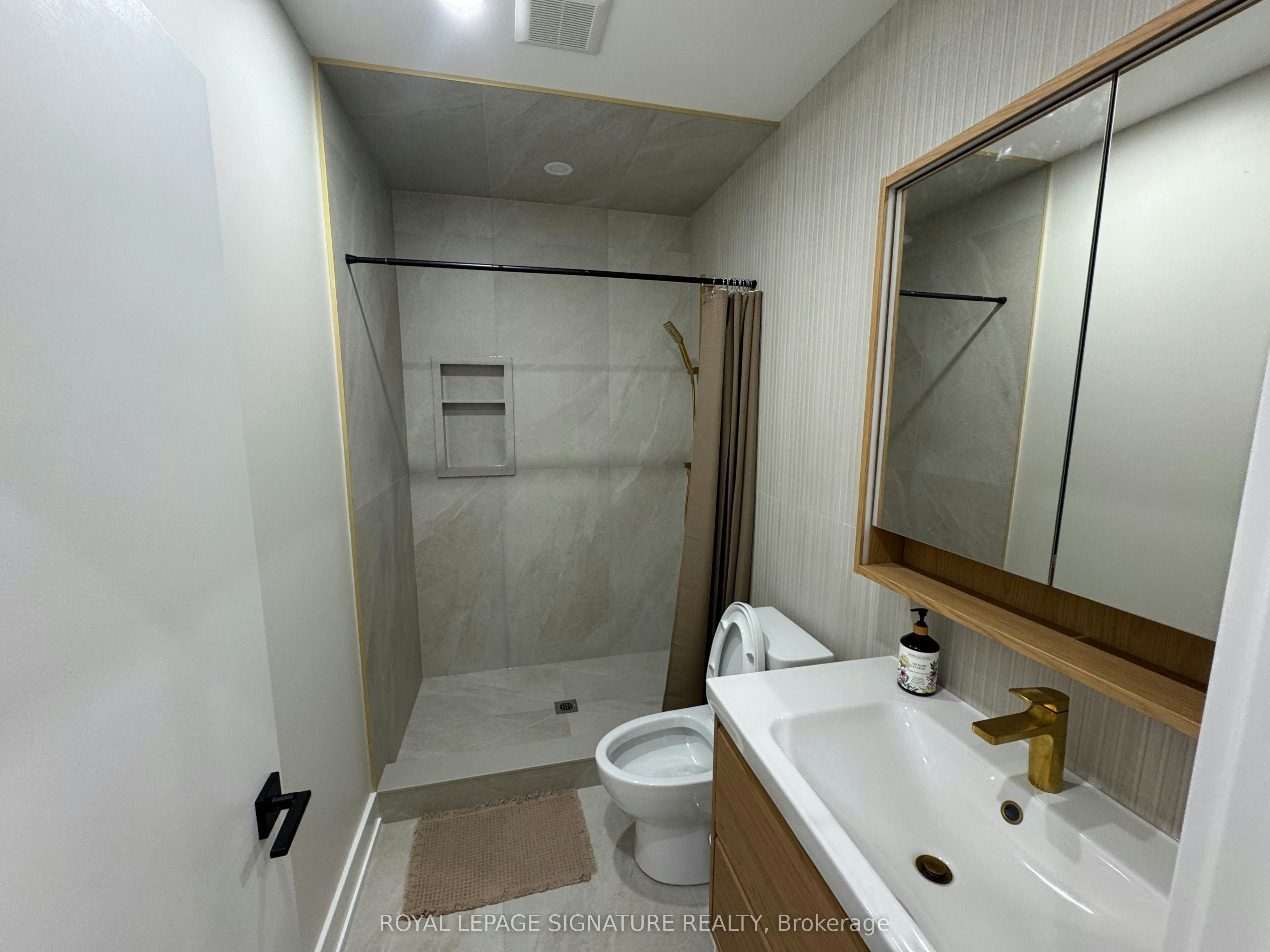 Bsmt-11 Norcross Road, Toronto, ON, M3H 2R3 - 14