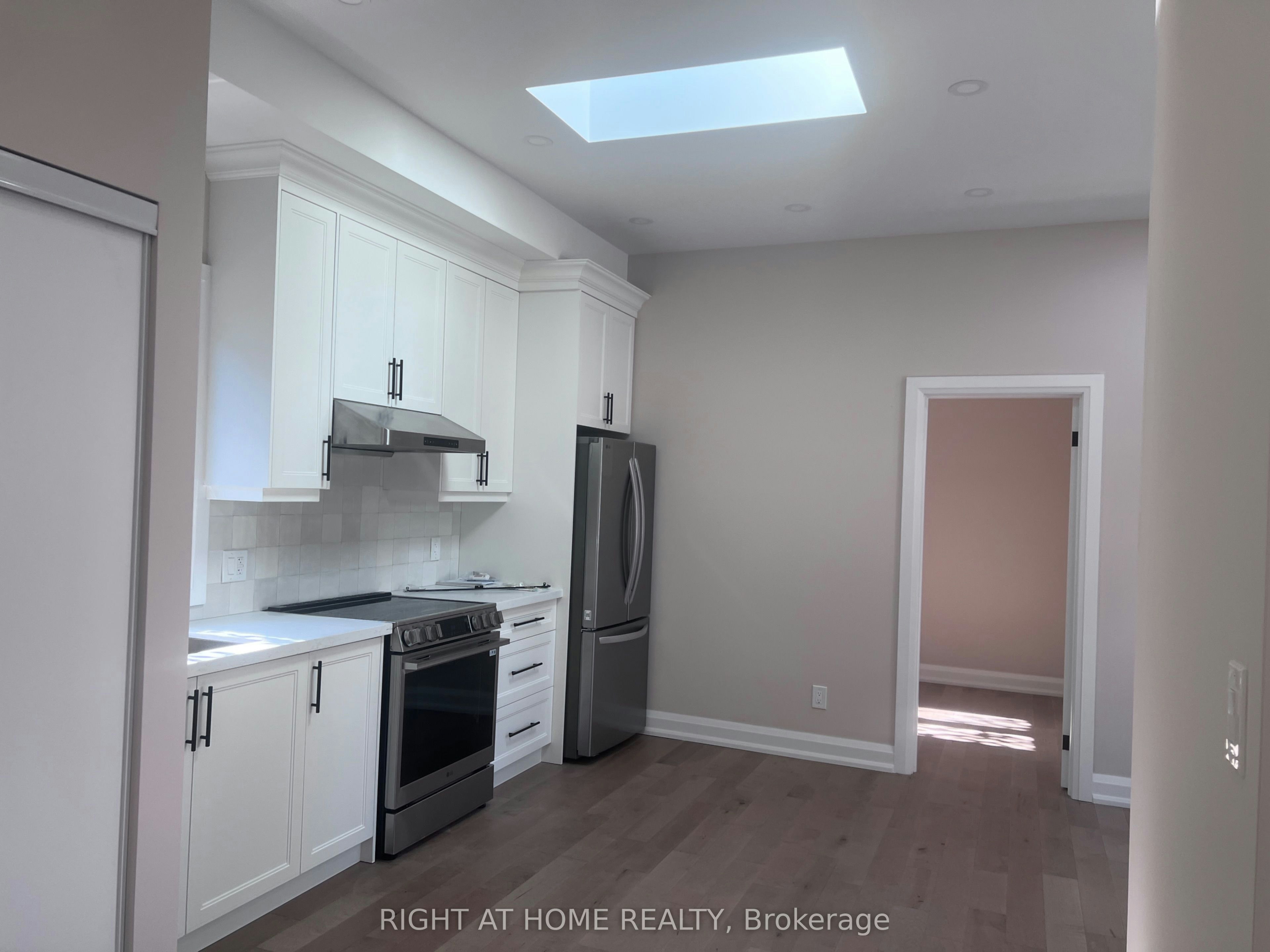 41 Dromore Garden Suite Crescent, Toronto, ON, M2R 2H4 - 3