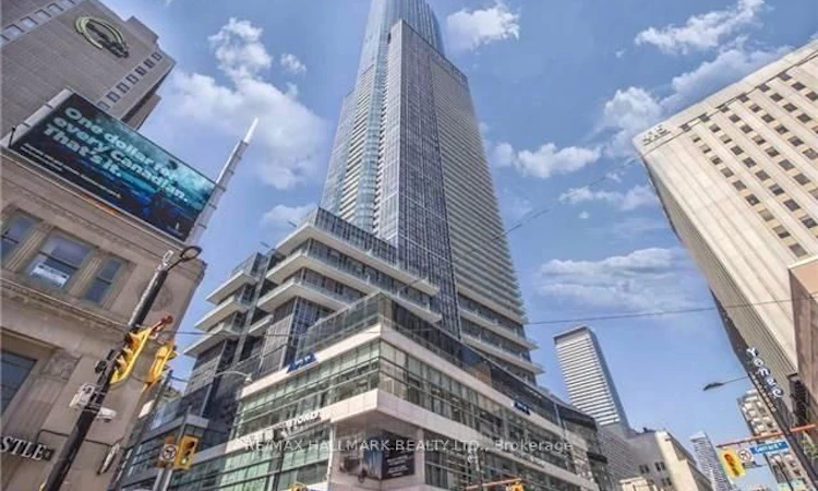 6104-388 Yonge Street