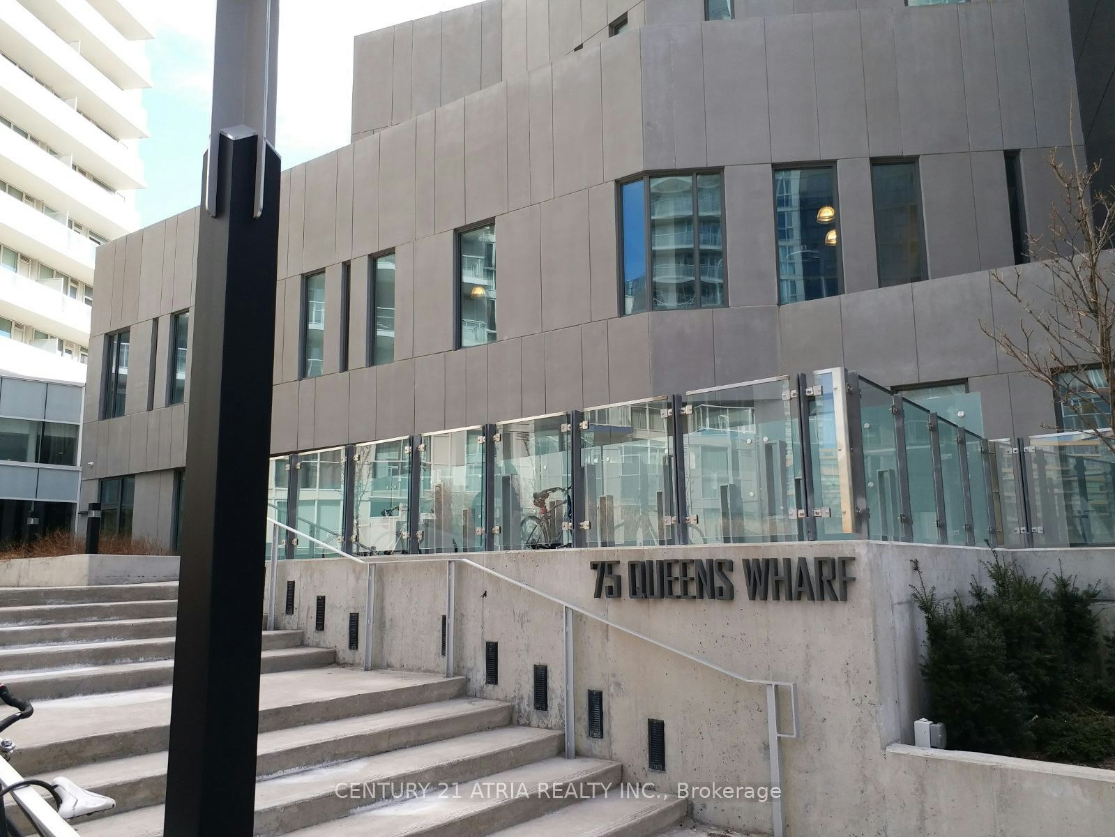 301-75 Queens Wharf Road, Toronto, ON, M5V 0J8 - 15