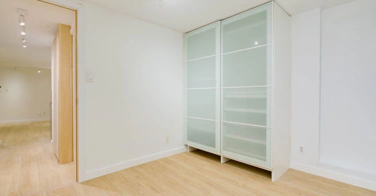 Lower-477 Brunswick Avenue, Toronto, ON, M5R 2Z6 - 9