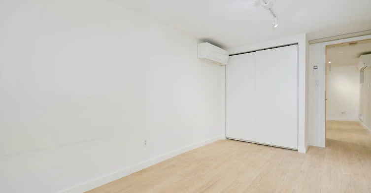 Lower-477 Brunswick Avenue, Toronto, ON, M5R 2Z6 - 10