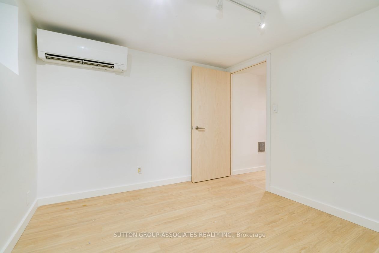 Lower-477 Brunswick Avenue, Toronto, ON, M5R 2Z6 - 15