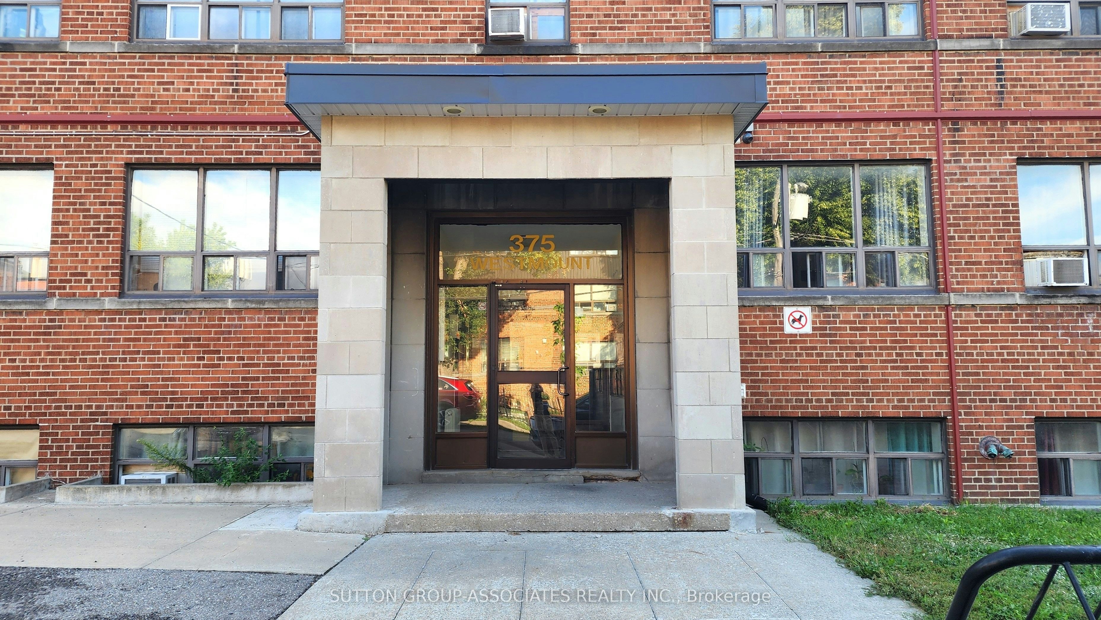 106-375 Westmount Avenue, Toronto, ON, M6E 3N3
