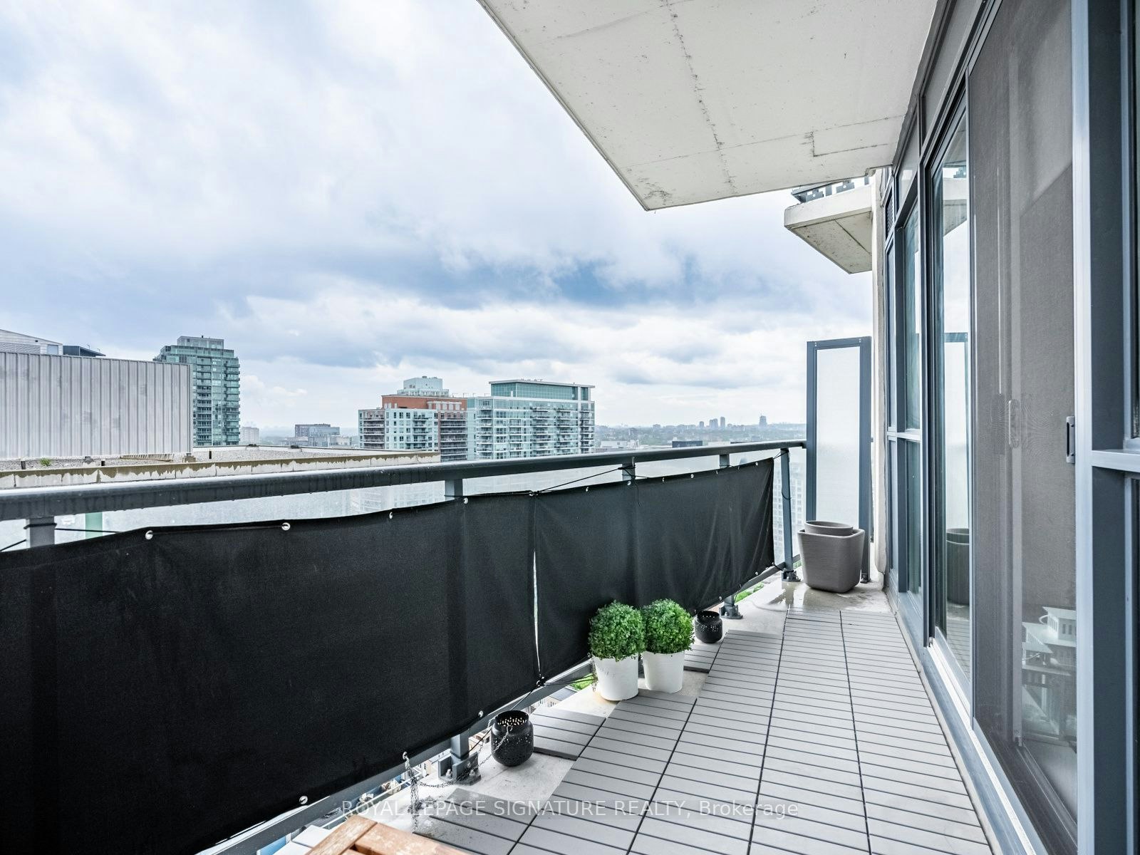 2102-51 East Liberty Street, Toronto, ON, M6K 3P8 - 32
