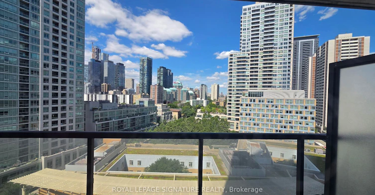 1009-159 Wellesley Street E, Toronto, ON, M4Y 0H5 - 8