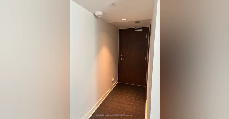 1616-19 Bathurst Street, Toronto, ON, M5V 0N2 - 3