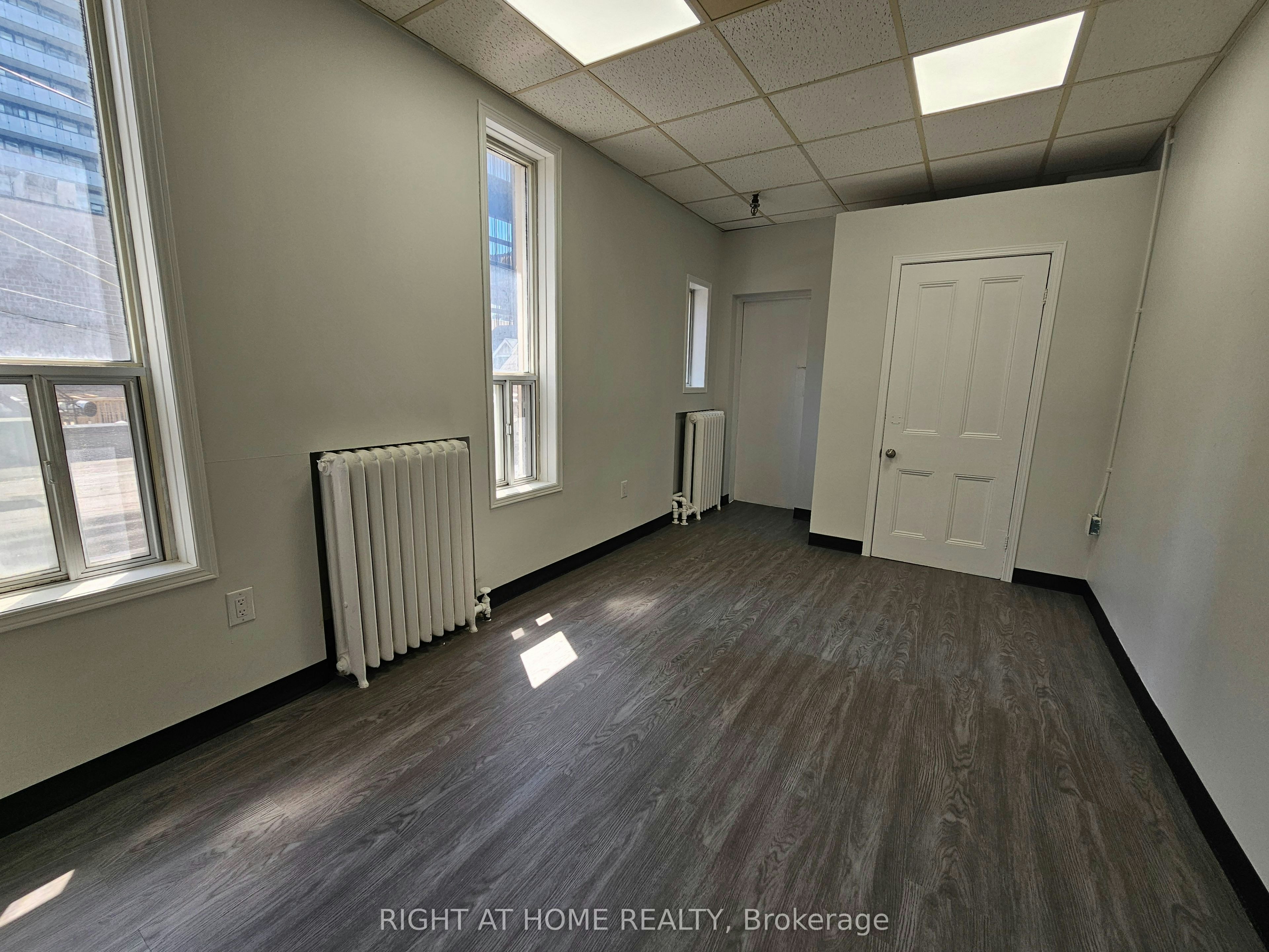 2-516 Yonge Street, Toronto, ON, M4Y 1X9 - 17