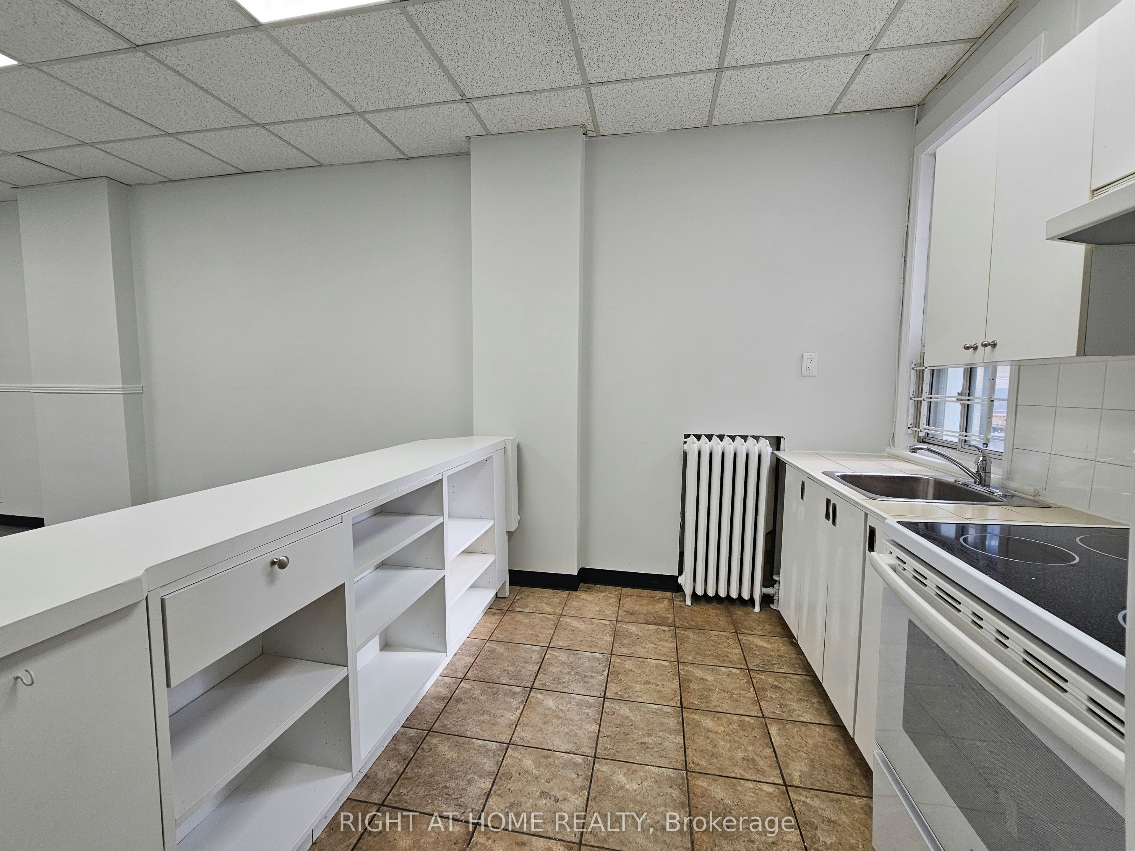 2-516 Yonge Street, Toronto, ON, M4Y 1X9 - 6