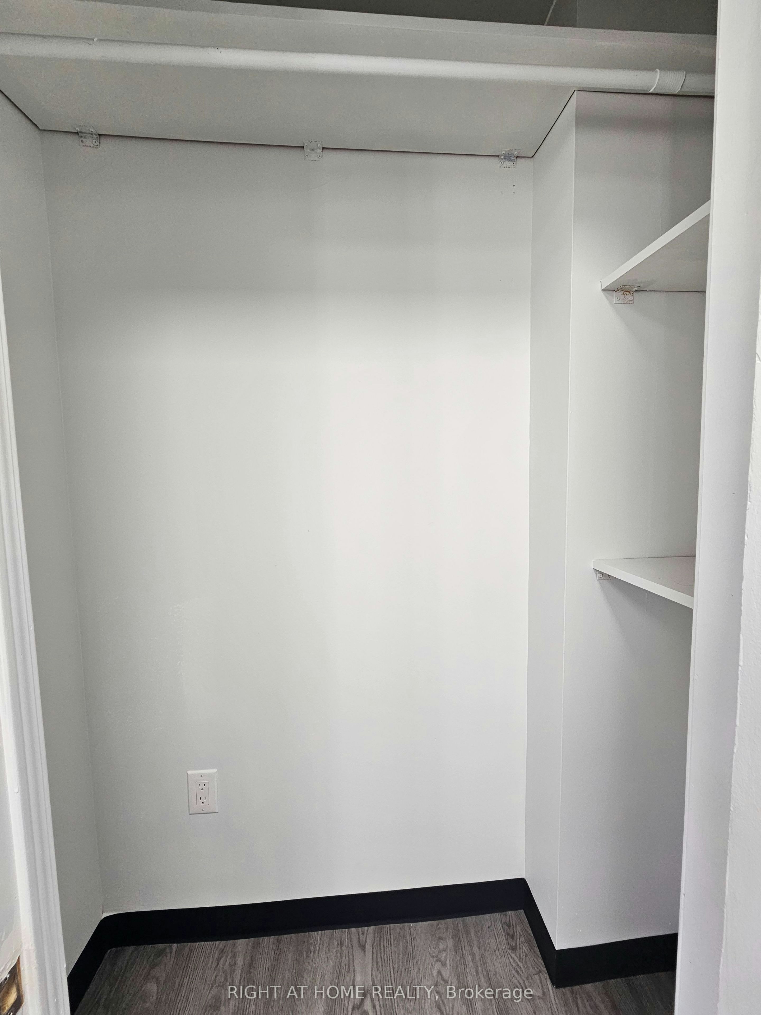2-516 Yonge Street, Toronto, ON, M4Y 1X9 - 21