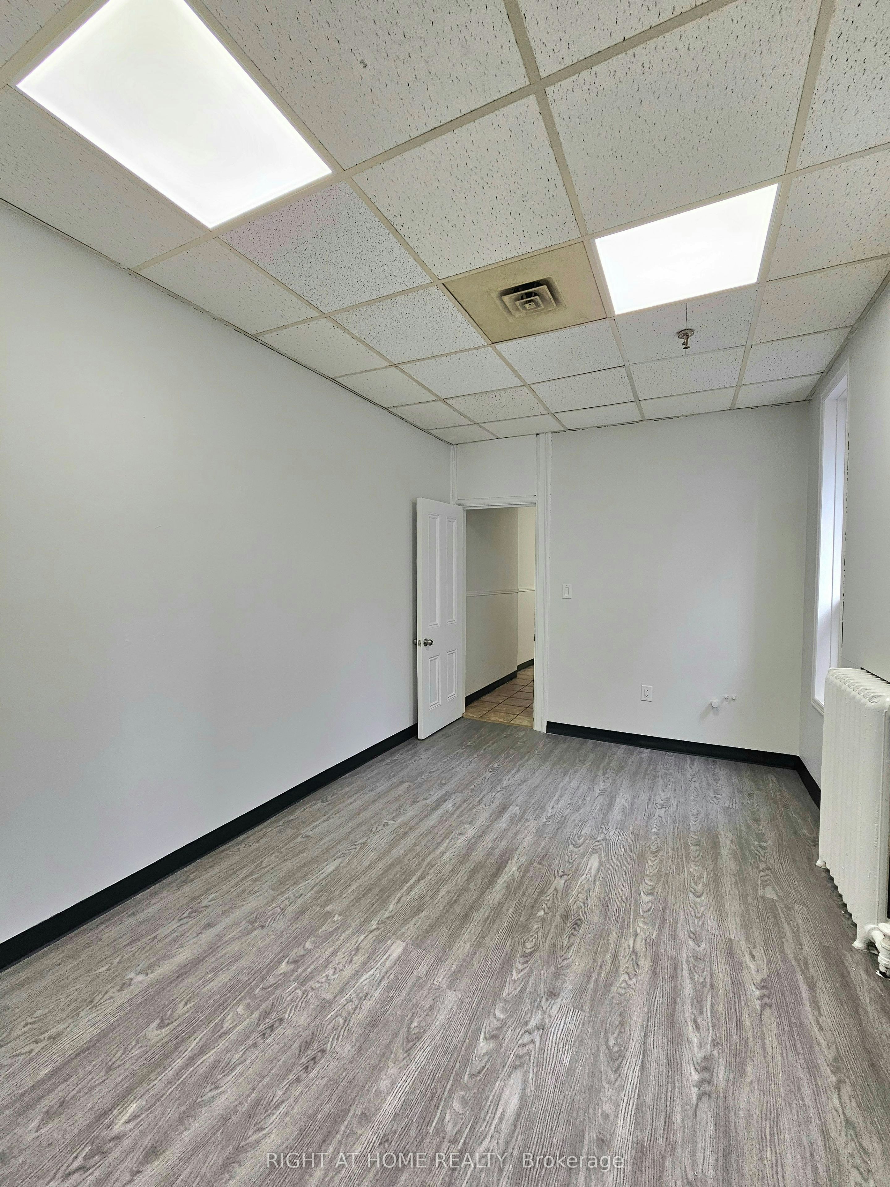 2-516 Yonge Street, Toronto, ON, M4Y 1X9 - 19