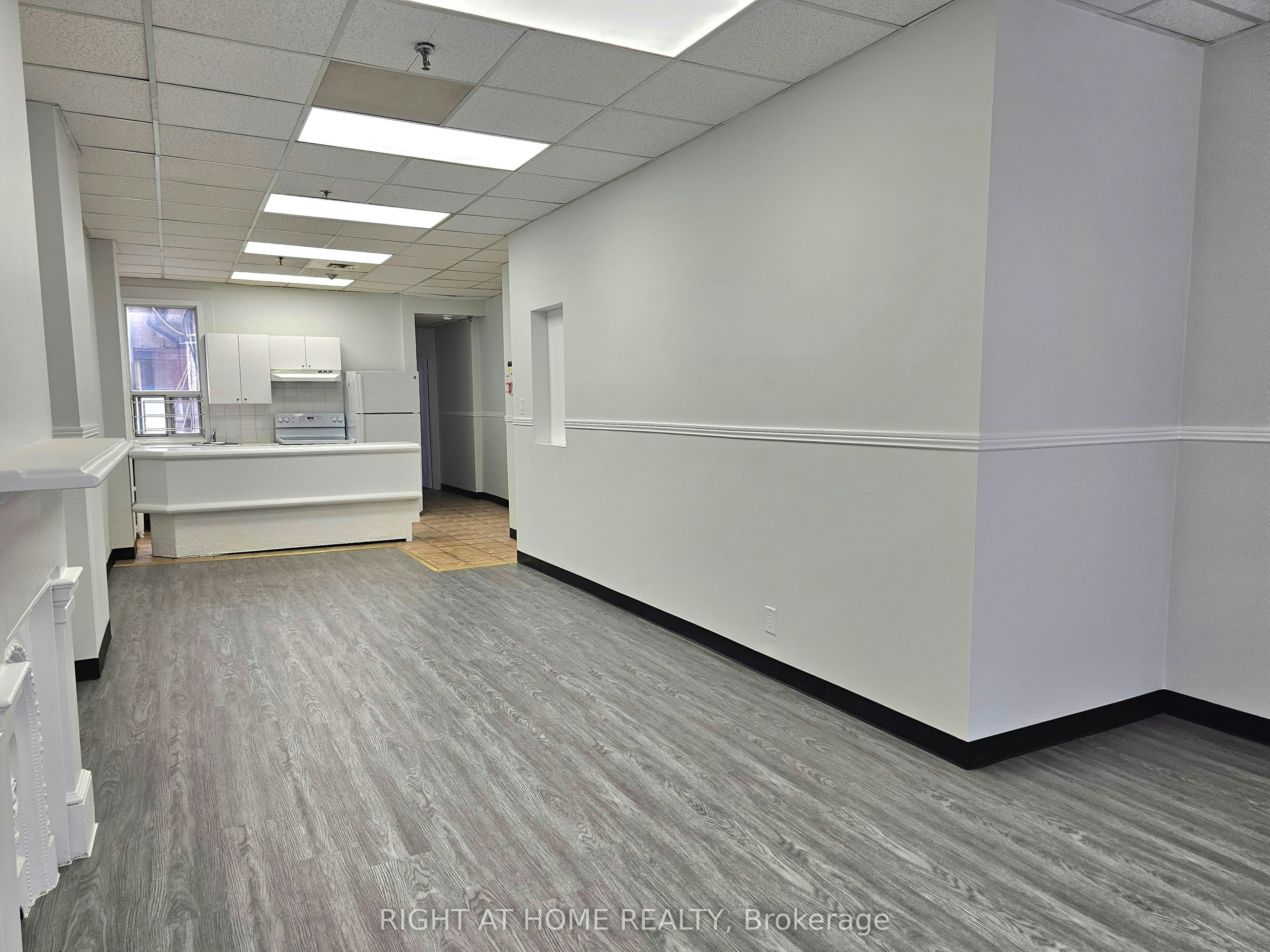 2-516 Yonge Street, Toronto, ON, M4Y 1X9 - 13
