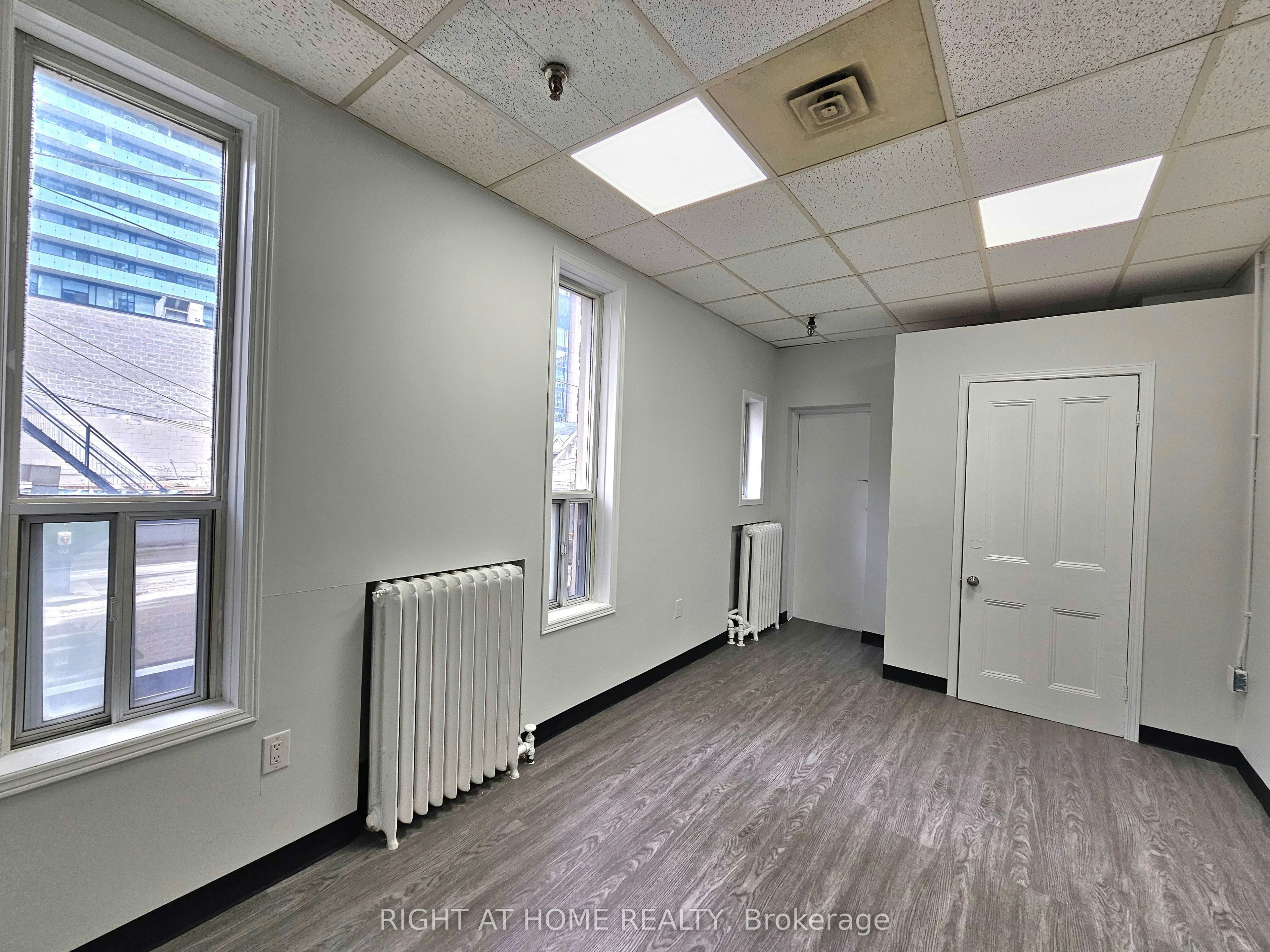 2-516 Yonge Street, Toronto, ON, M4Y 1X9 - 18