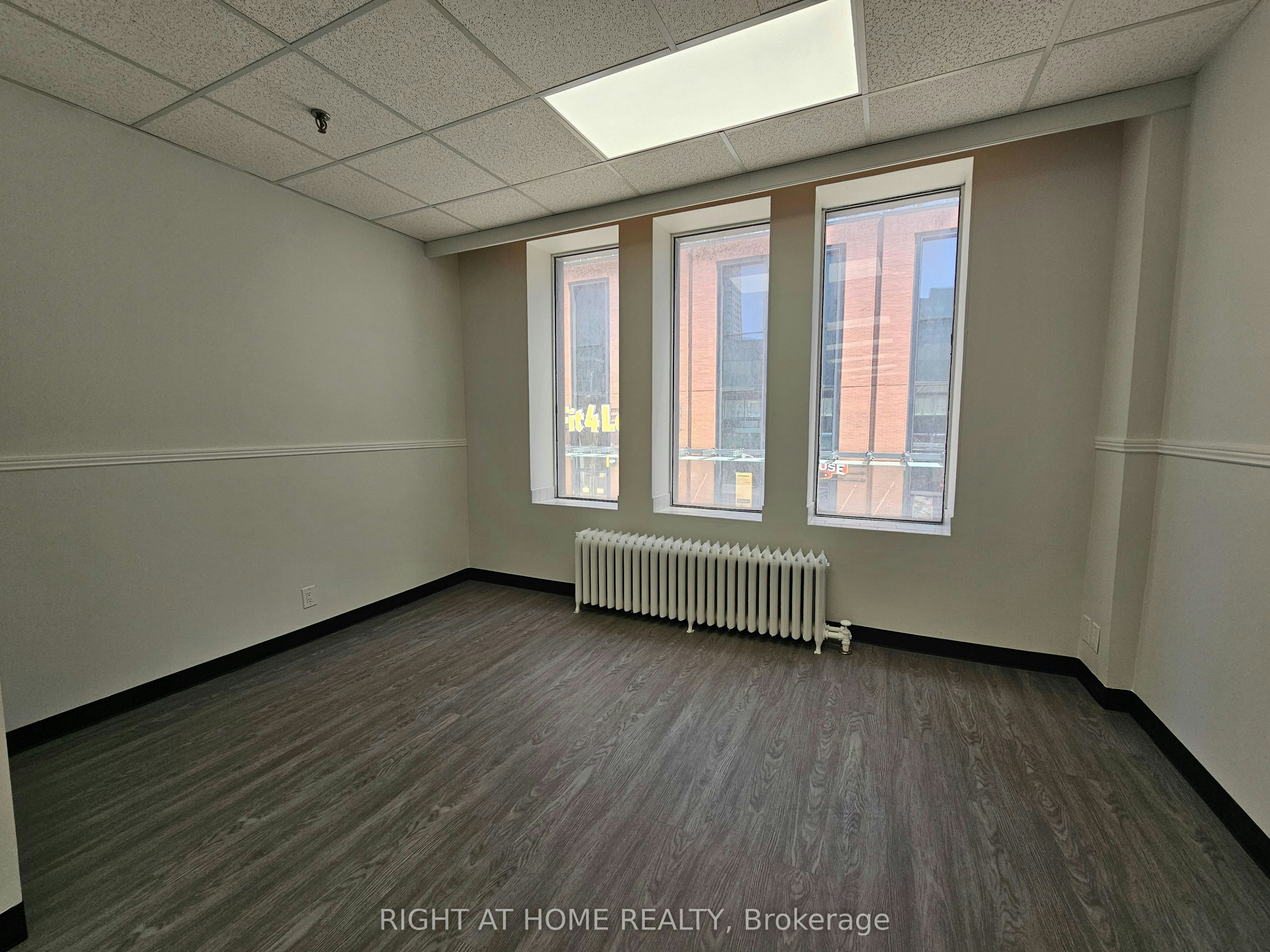 2-516 Yonge Street, Toronto, ON, M4Y 1X9 - 11