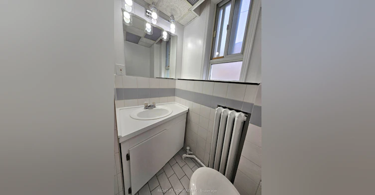 2-516 Yonge Street, Toronto, ON, M4Y 1X9 - 22
