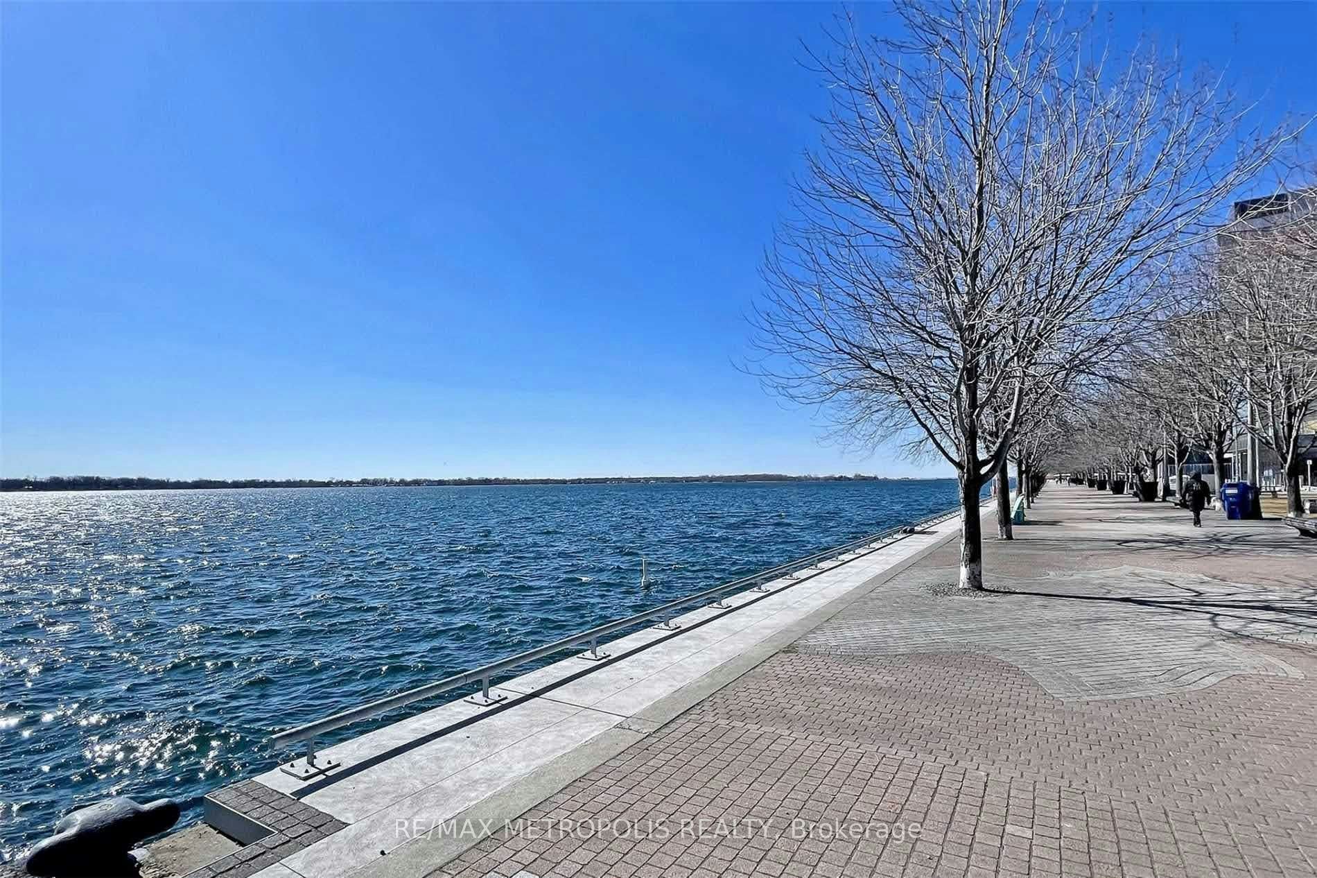 217-55 Merchants' Wharf N/A, Toronto, ON, M5A 0P2 - 24
