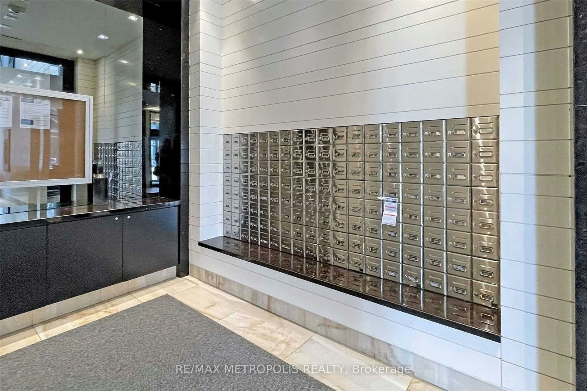 217-55 Merchants' Wharf N/A, Toronto, ON, M5A 0P2 - 22