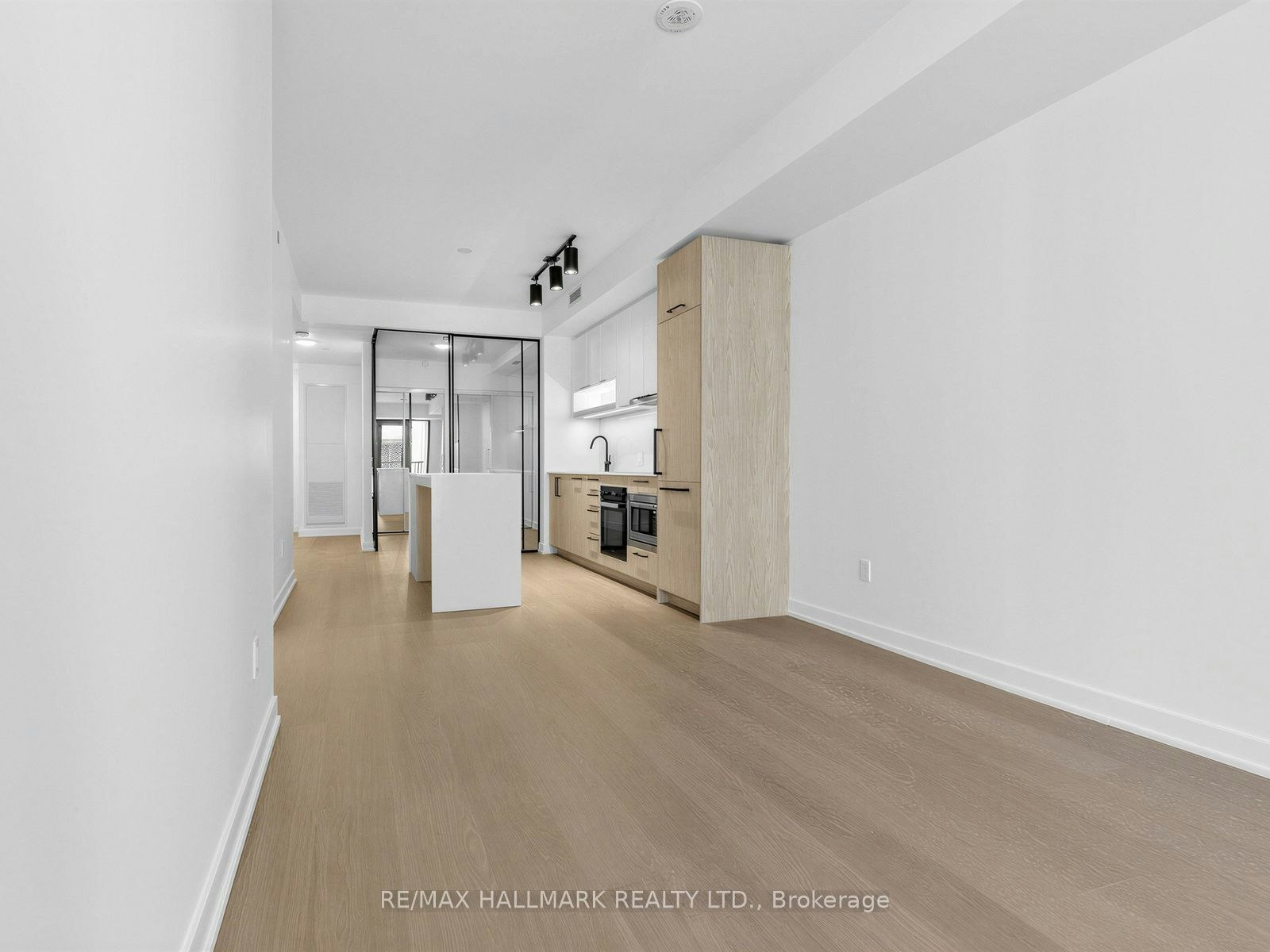 528-91 Montclair Avenue, Toronto, ON, M5P 0B1 - 14