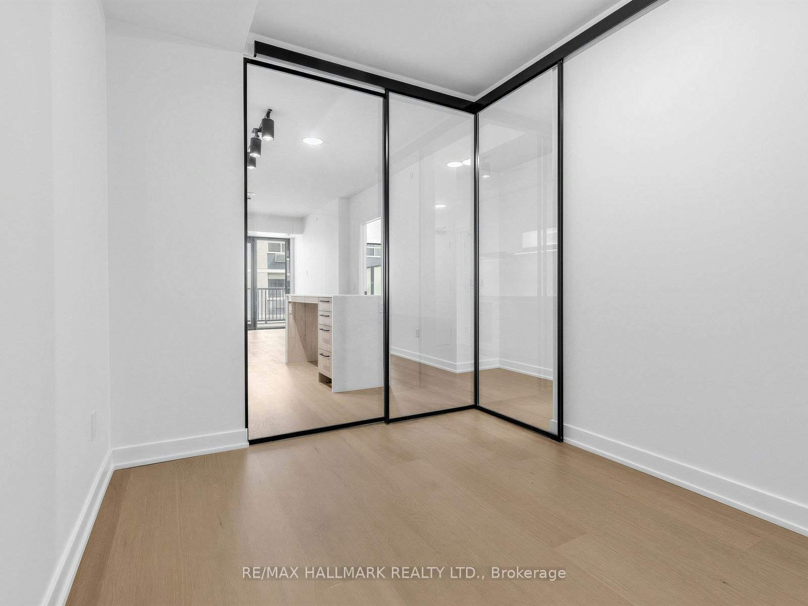 528-91 Montclair Avenue, Toronto, ON, M5P 0B1 - 20