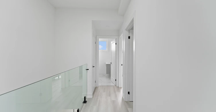 1 - lower-589 Oakwood Avenue, Toronto, ON, M6E 2X8 - 21