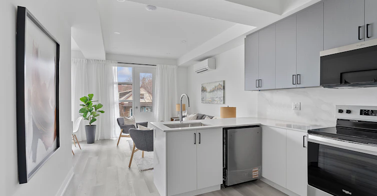 1 - lower-589 Oakwood Avenue, Toronto, ON, M6E 2X8 - 4
