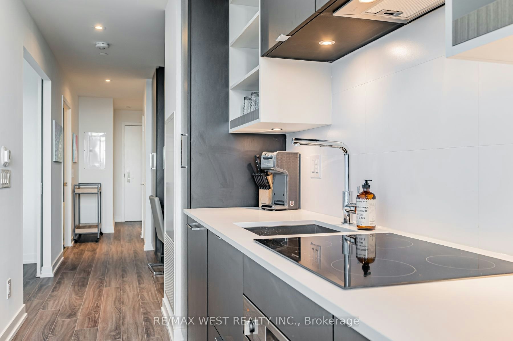 1218-20 Edward Street, Toronto, ON, M5G 1C9 - 4