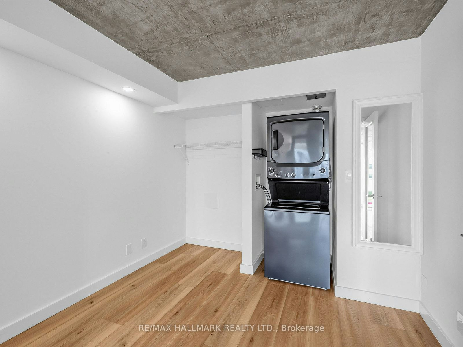 1211-96 St Patrick Street, Toronto, ON, M5T 1V2 - 17
