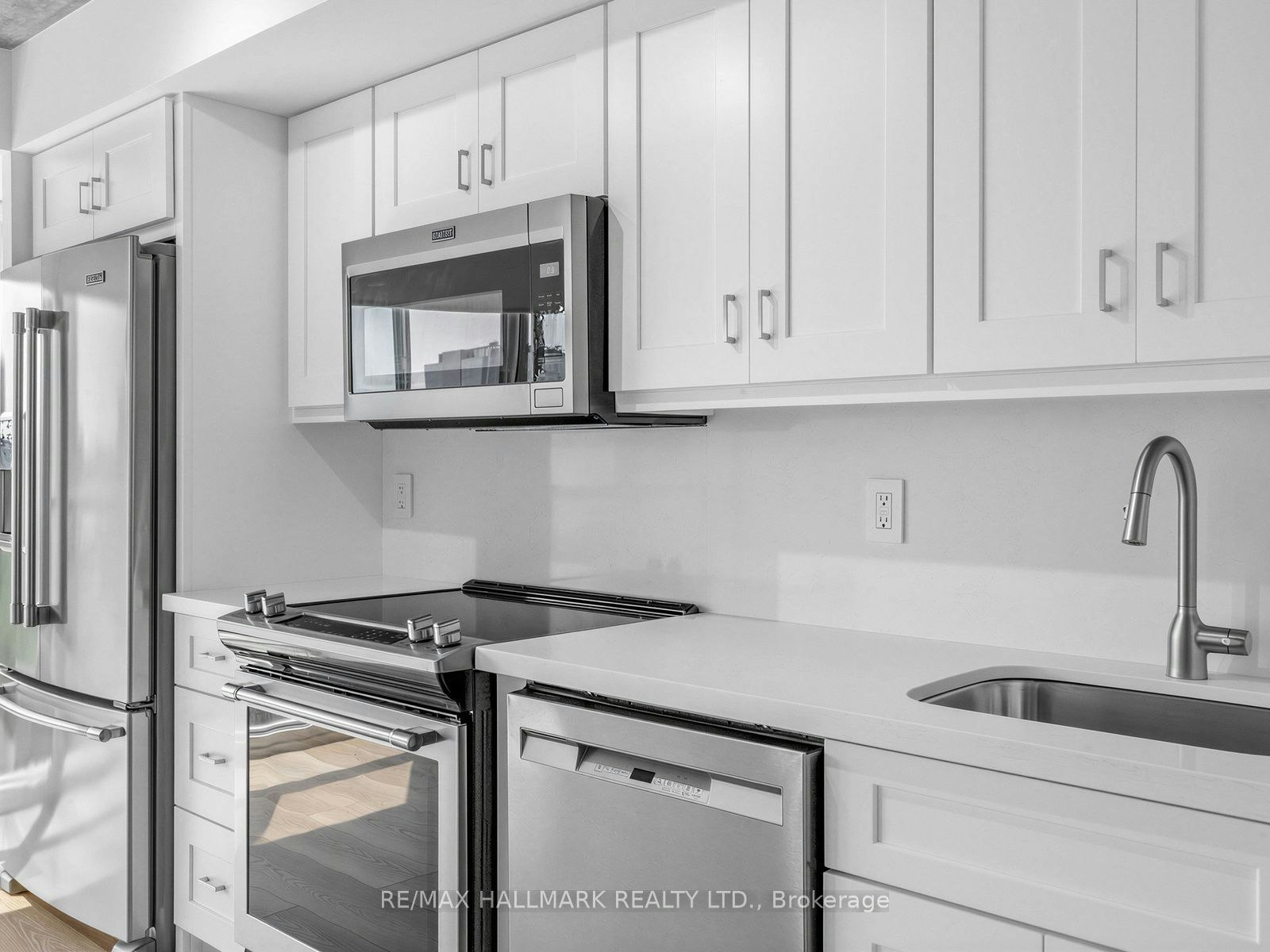 1211-96 St Patrick Street, Toronto, ON, M5T 1V2 - 8