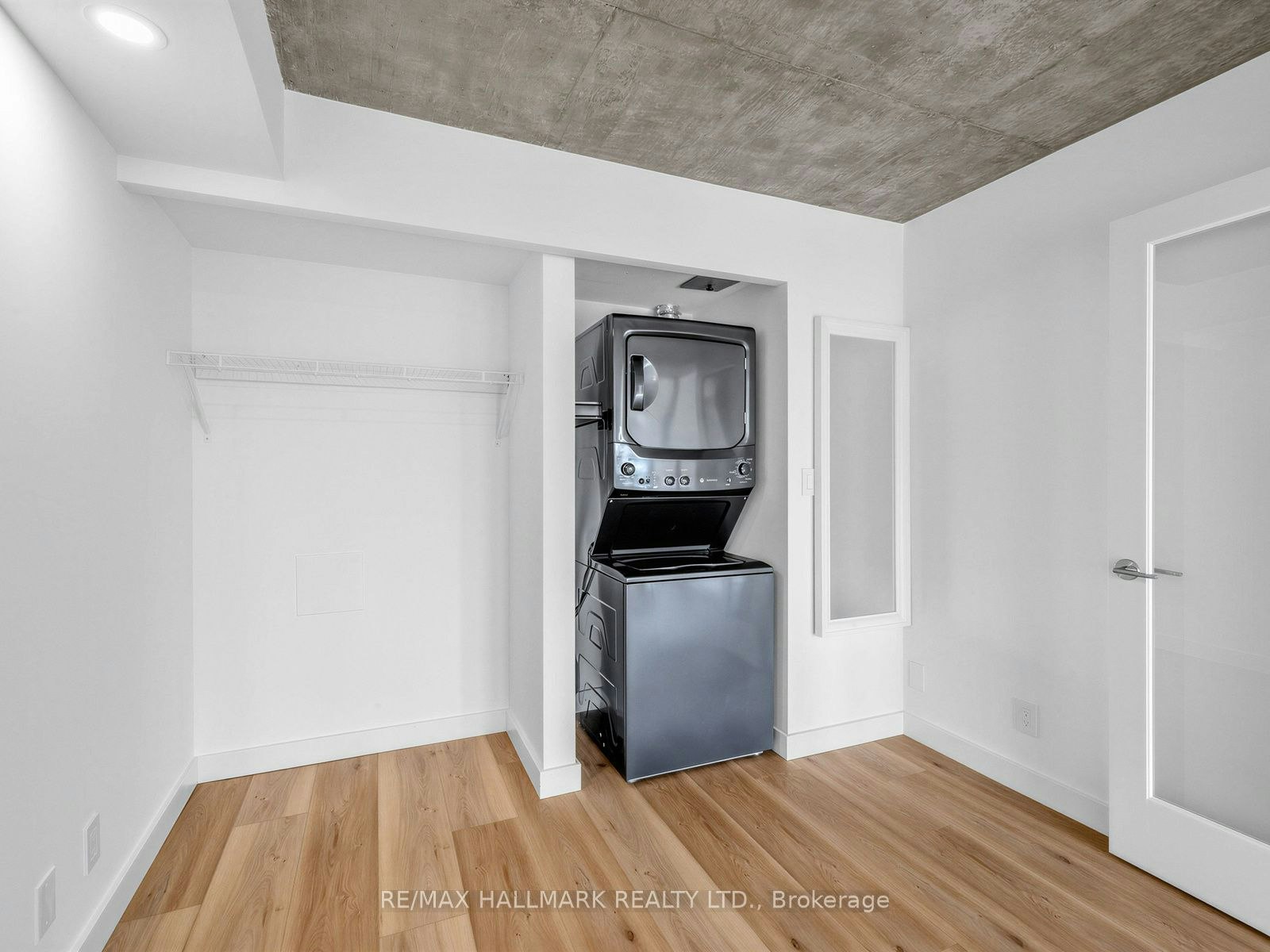 1211-96 St Patrick Street, Toronto, ON, M5T 1V2 - 18