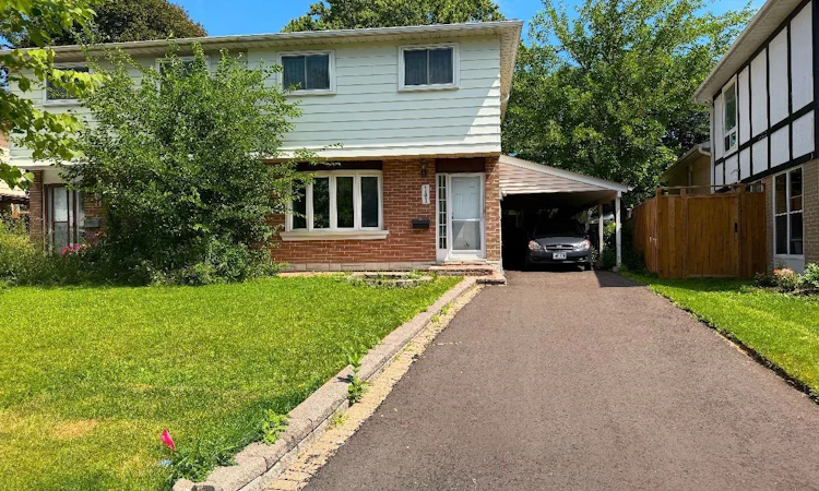 141 Hollyberry Trail