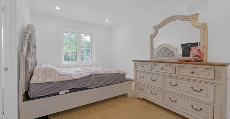 207 Sutherland Drive, Toronto, ON, M4G 1J1 - 29