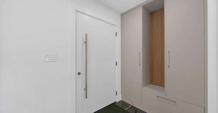 207 Sutherland Drive, Toronto, ON, M4G 1J1 - 46