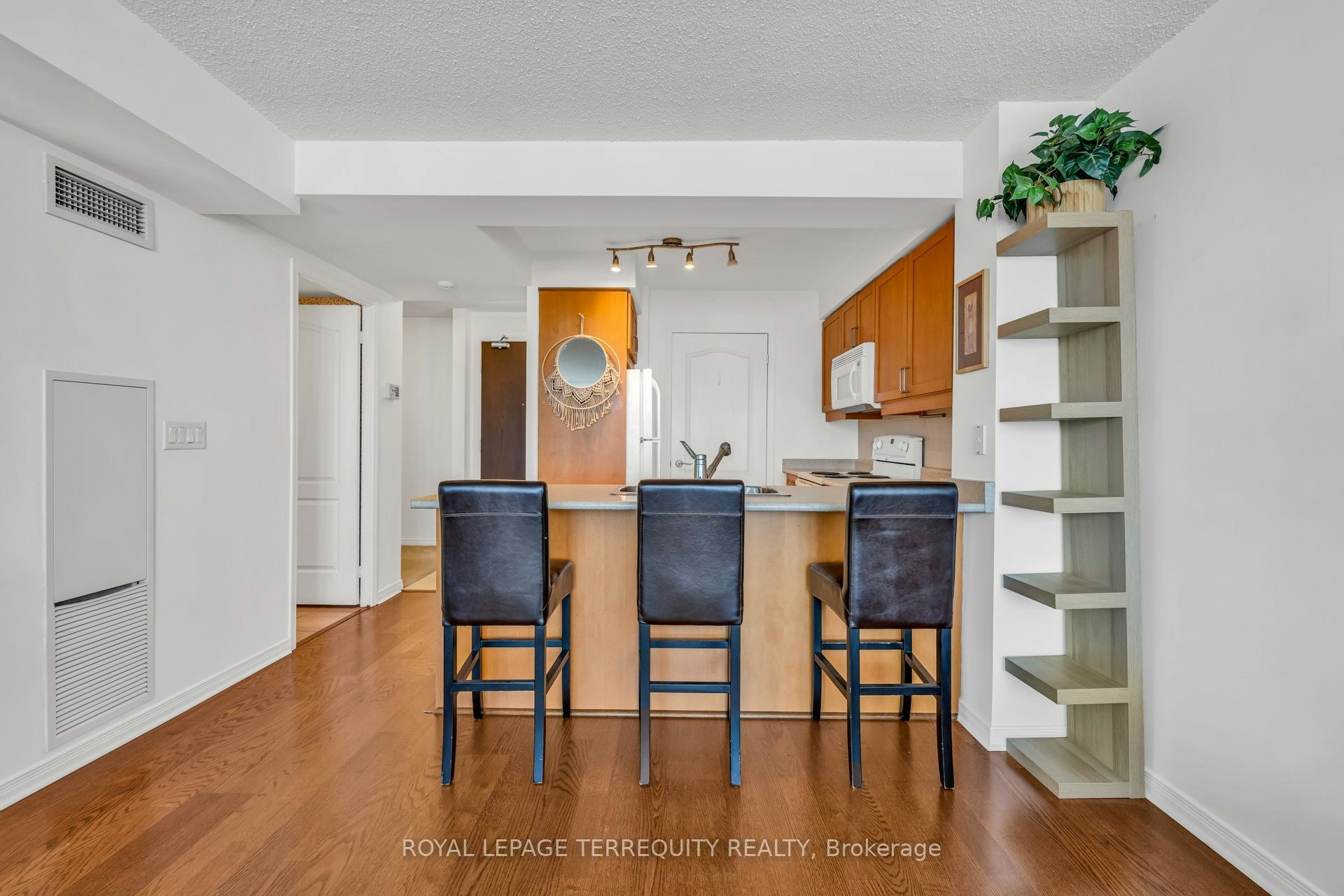 402-205 The Donway N/A W, Toronto, ON, M3B 3S5 - 7