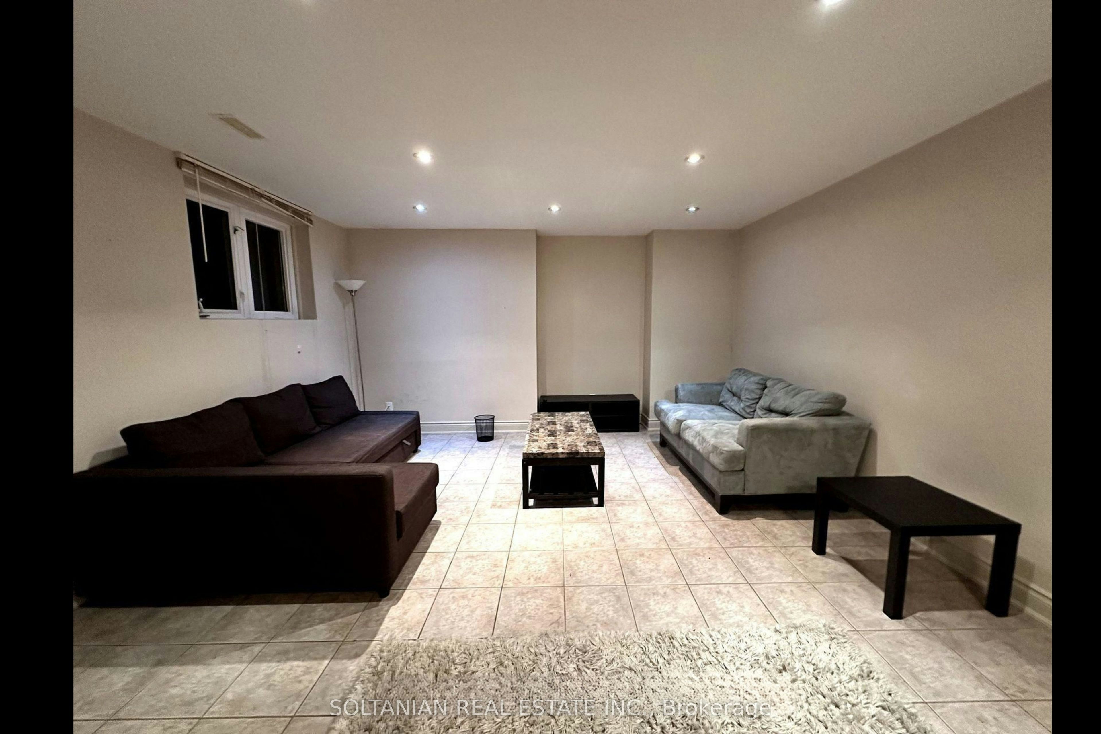 Bsmt-164 Newton Drive, Toronto, ON, M2M 2N7 - 2