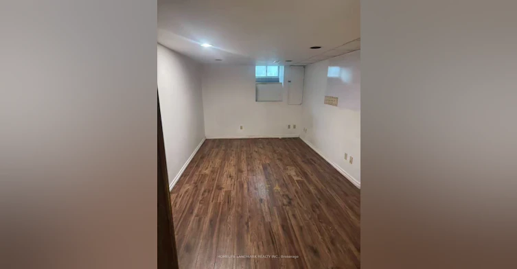 231 Clinton Street, Toronto, ON, M6G 2Y4 - 11