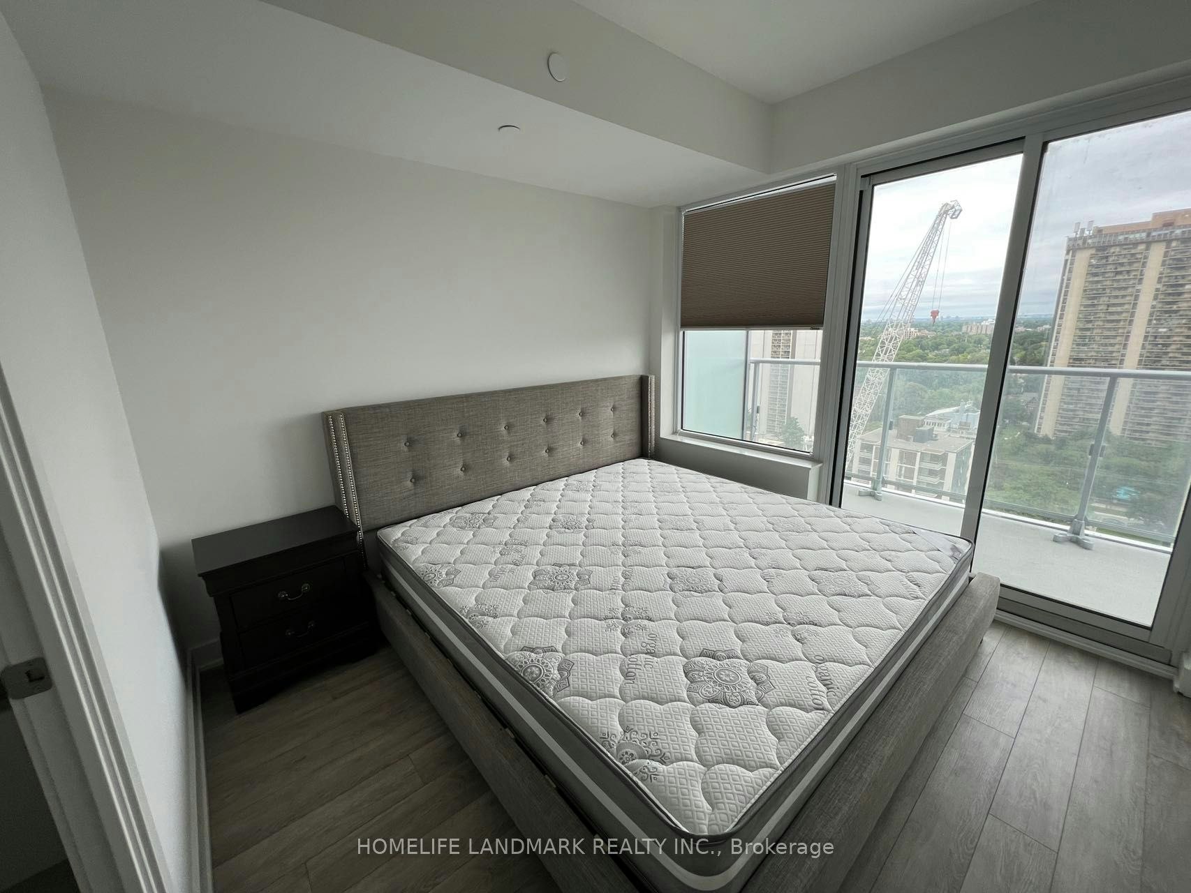1903-99 Broadway Avenue, Toronto, ON, M4P 0E3 - 4