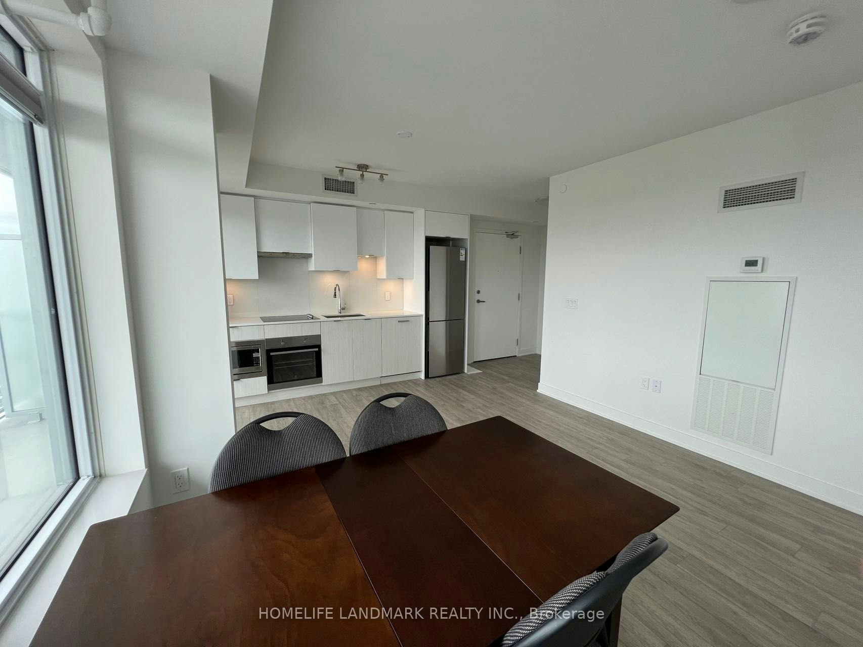 1903-99 Broadway Avenue, Toronto, ON, M4P 0E3 - 3