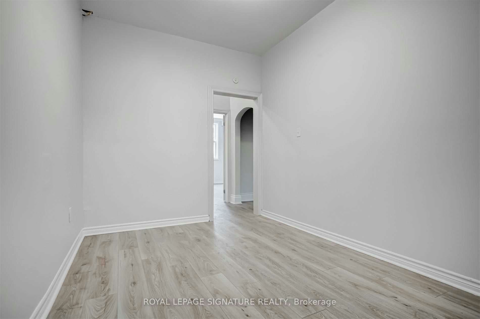 604A Queen Street W, Toronto, ON, M6J 1E3 - 12