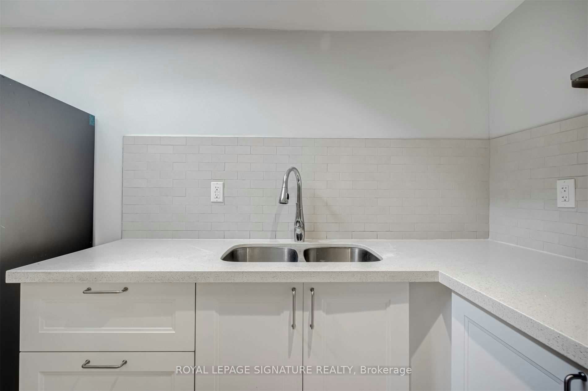 604A Queen Street W, Toronto, ON, M6J 1E3 - 6