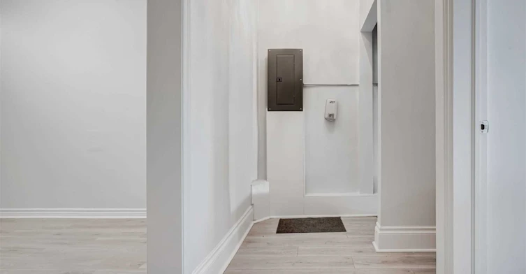 604A Queen Street W, Toronto, ON, M6J 1E3 - 20